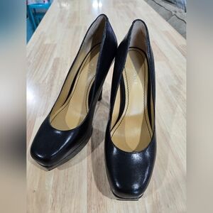 Nine West Black Leather Heels Sleek Design